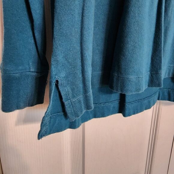 Victoria's Secret PINK Logo Long Sleeve - Picture 12 of 13